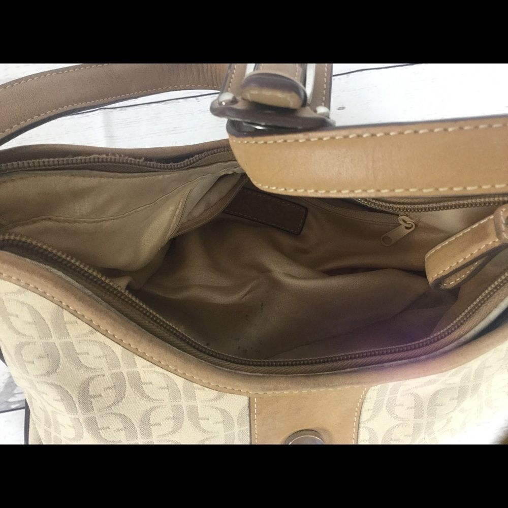 Fossil Camel Color Handbag. - Picture 4 of 4